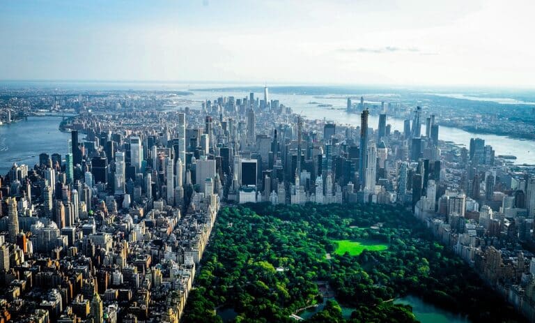 Safest Neighborhoods in Manhattan: Where To Live for Peace of Mind in NYC